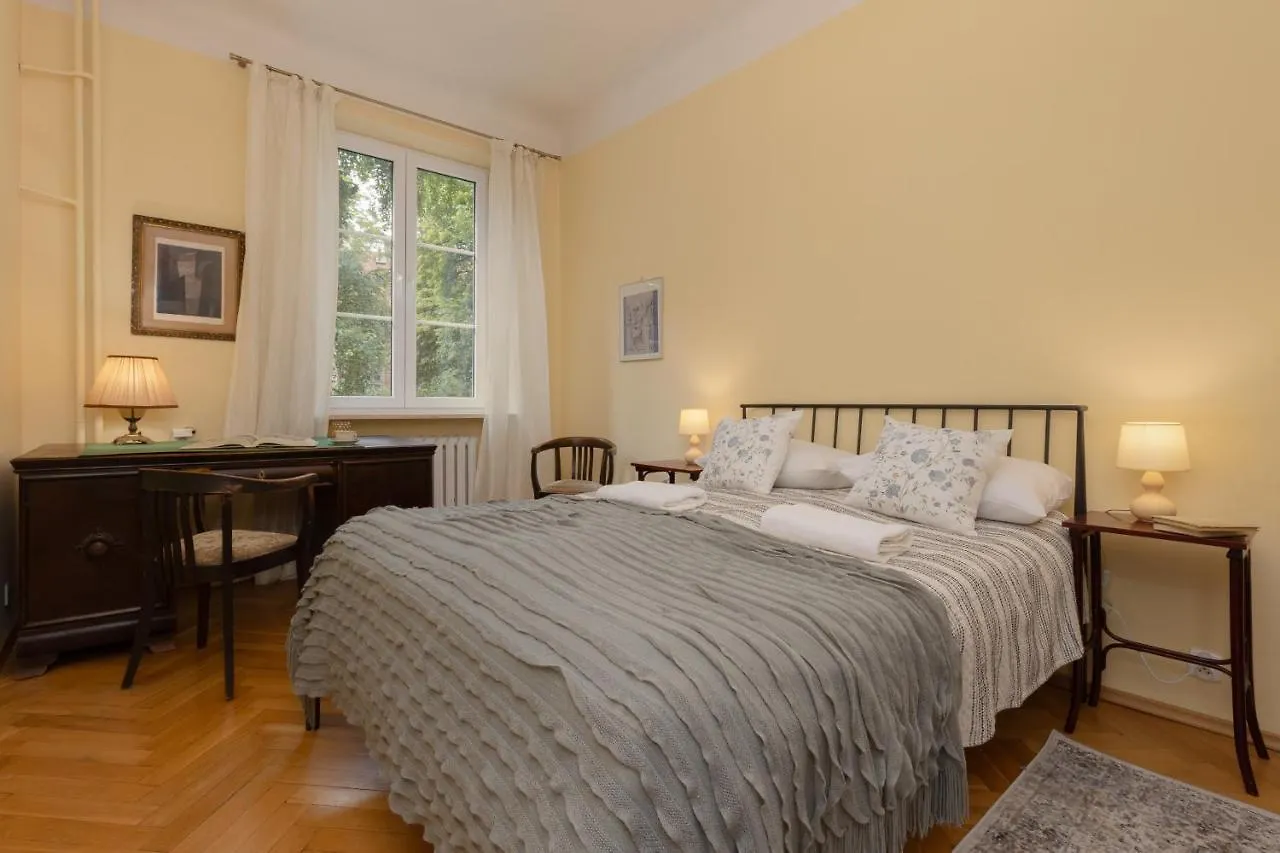 Warsaw New Town Square Apartment For 5 Guests By Noclegi Renters location